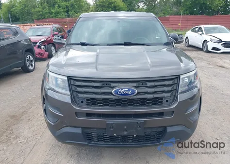 2017 Ford Police Interceptor из США, поврежденный, VIN 1FM5K8AR5HGC26853